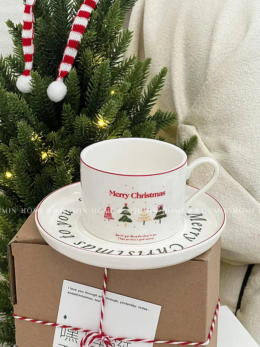 Mugs Design 2023 Lovely Christmas Tree Coffee Cup Dish Dessert Dining Plate Ceramics Gift Box Suit Drinkware New