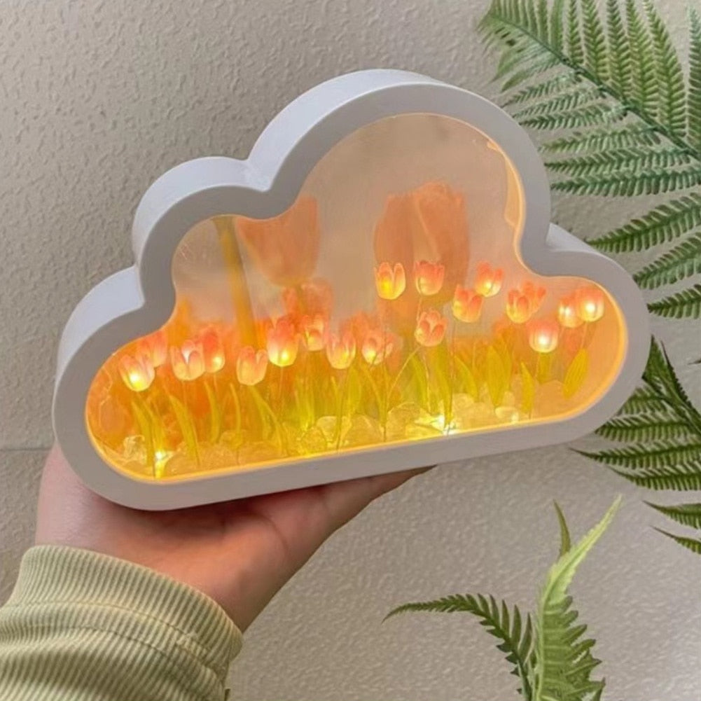 Cloud Tulip Lamp